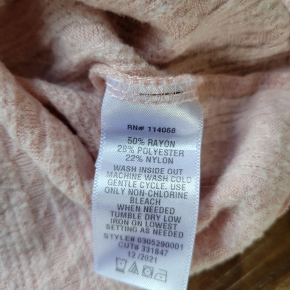 SOCIETY & STITCH Blush Pink Breathable Ribbed Tank Cropped - Picture 6 of 6